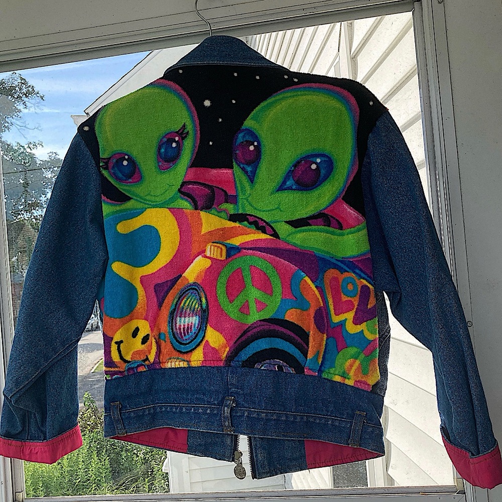 Vintage LisaFrank “ALIEN” Jacket 👽🖤